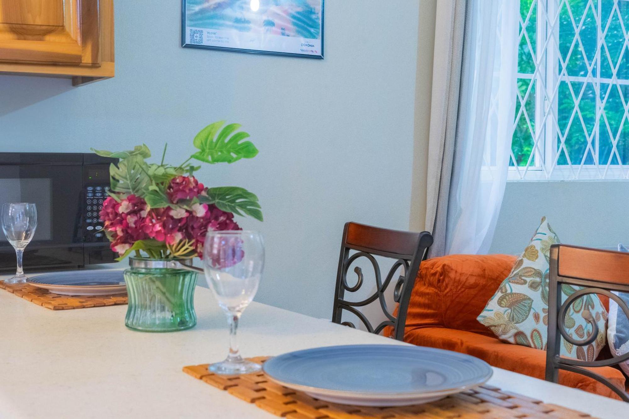 Musgrave Annex- Comfy 1 Bedroom Apartment On The Ground Floor Кінгстон Екстер'єр фото