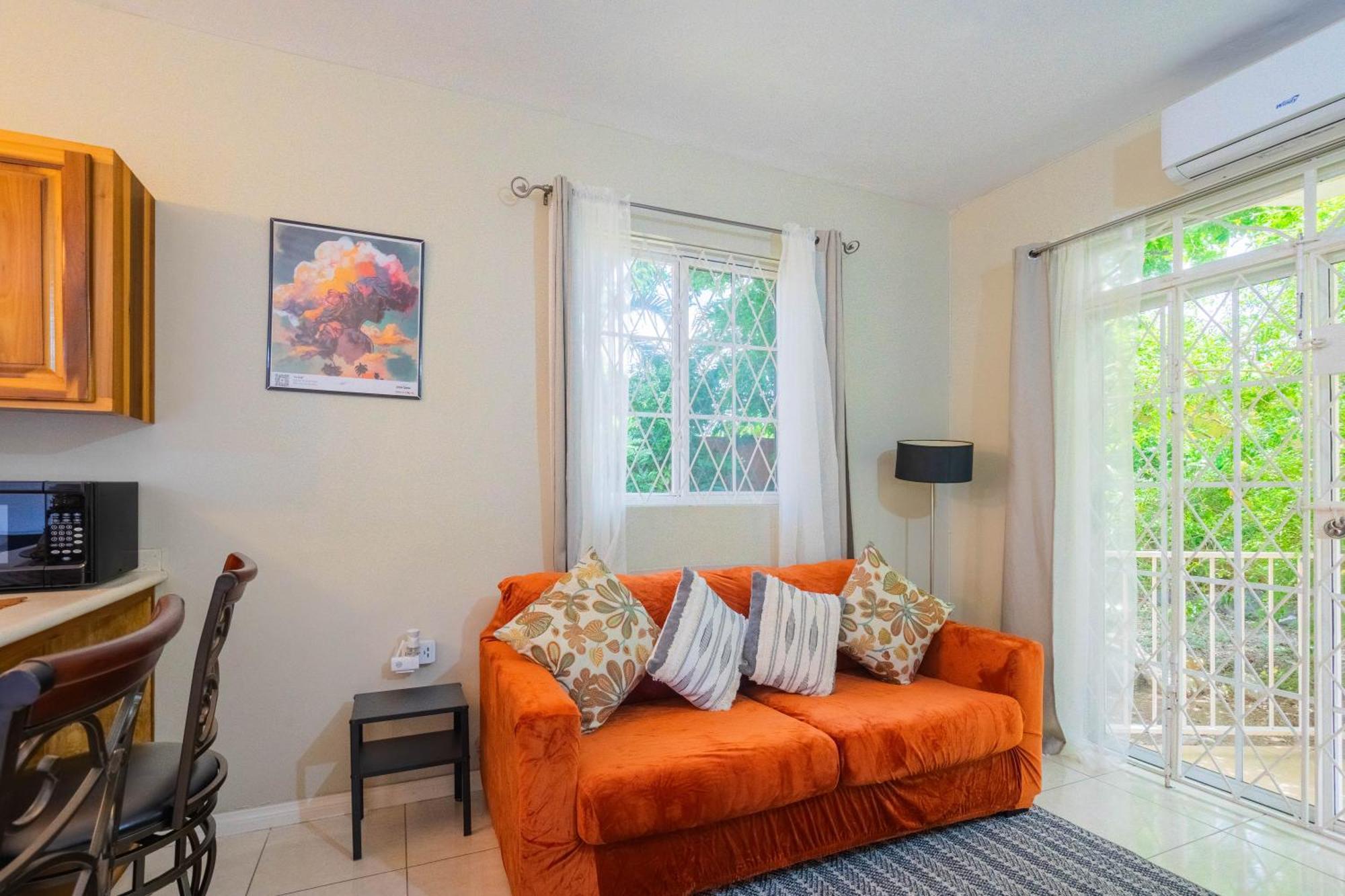 Musgrave Annex- Comfy 1 Bedroom Apartment On The Ground Floor Кінгстон Екстер'єр фото